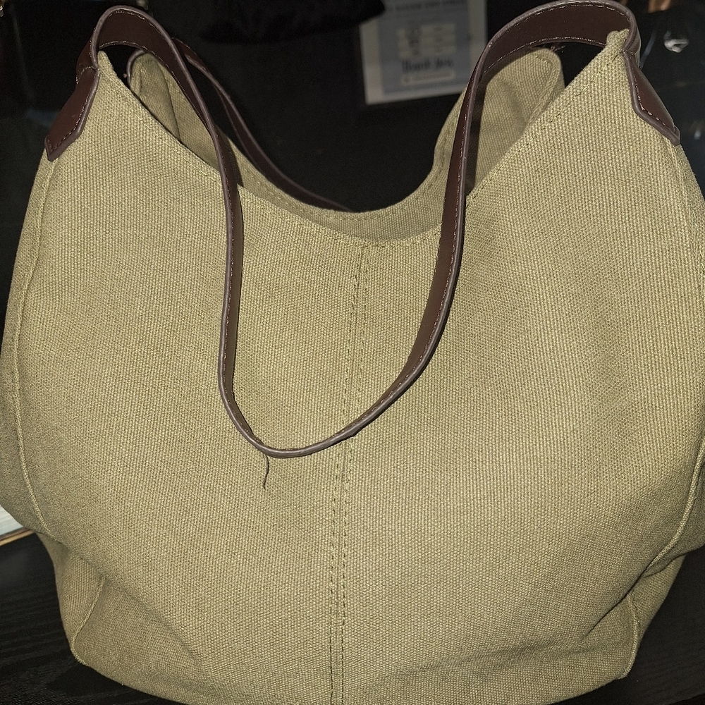 K2 CLASSIC Elegant Tan Tote Bag with Brown Accents** - Picture 3 of 9